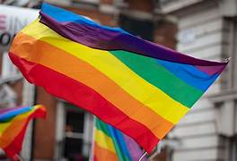Bandera orgullo diversidad - Seguridad inclusiva LGBTIQ+ Colombia
